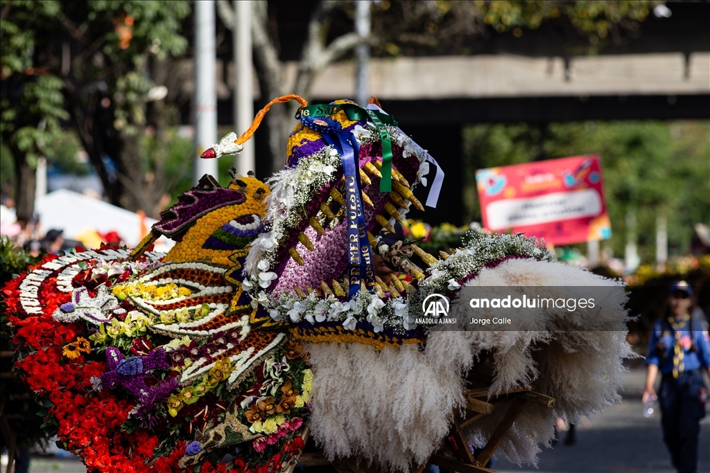 Kolombiya'daki Medellin Çiçek Festivali