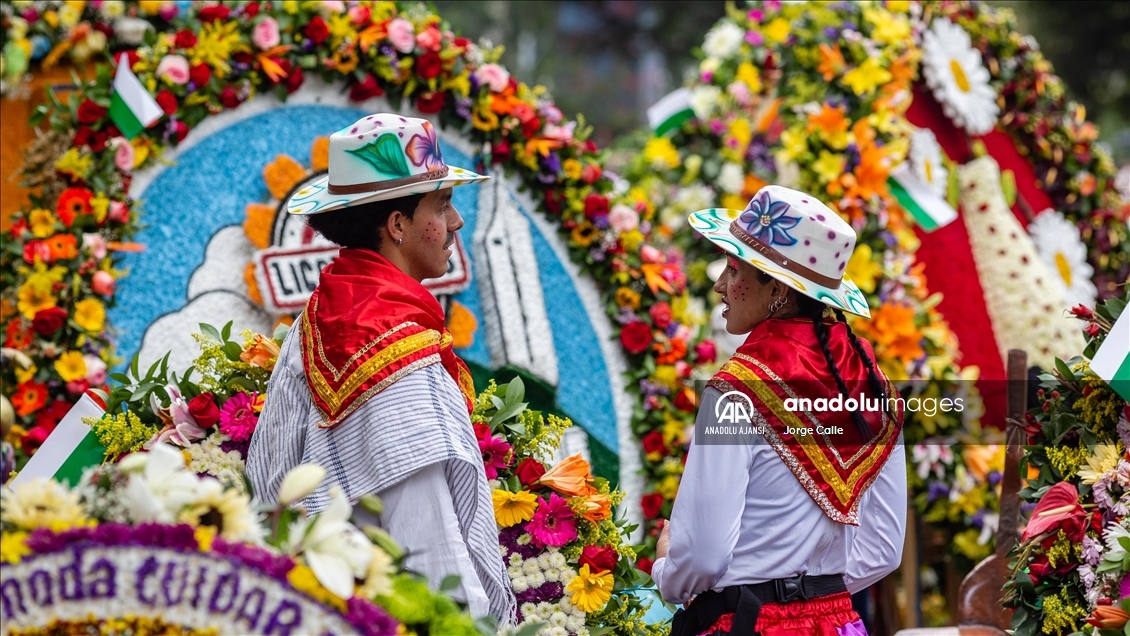 Kolombiya'daki Medellin Çiçek Festivali