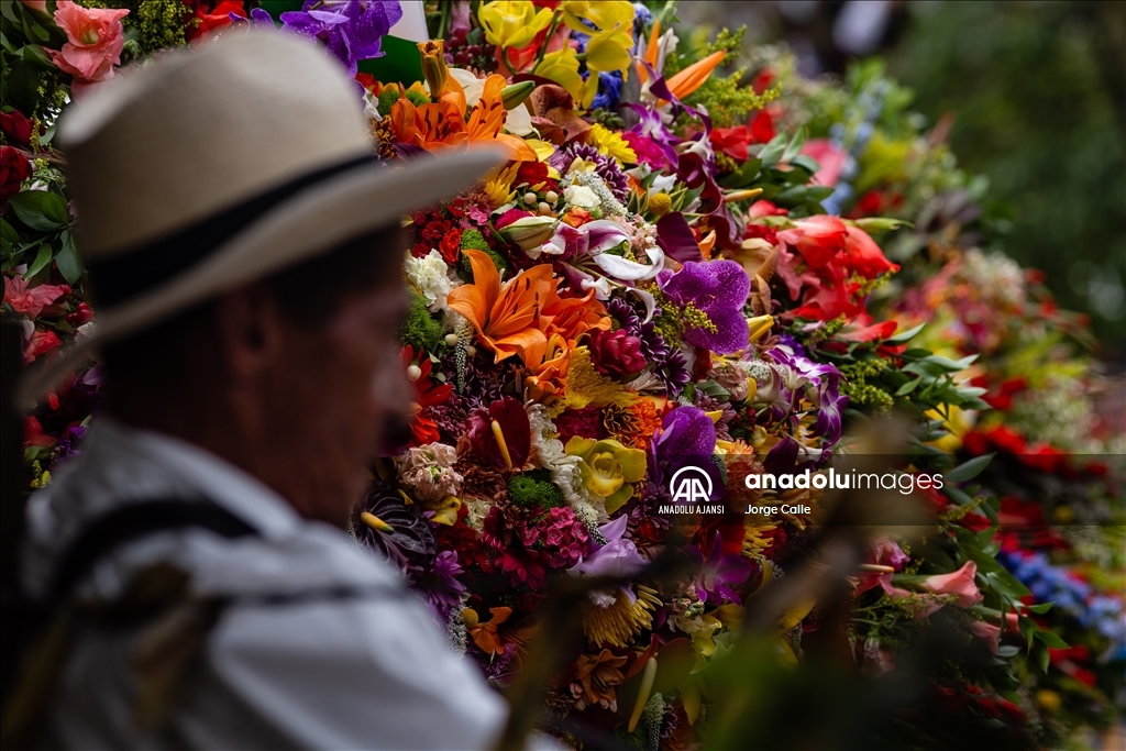 Kolombiya'daki Medellin Çiçek Festivali