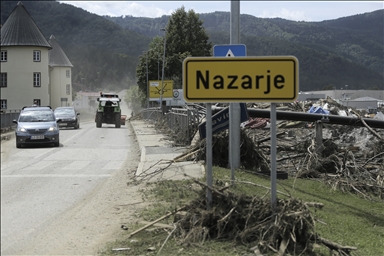 Nakon katastrofalnih poplava u Sloveniji: Građani čiste objekte, sanacija tek slijedi 