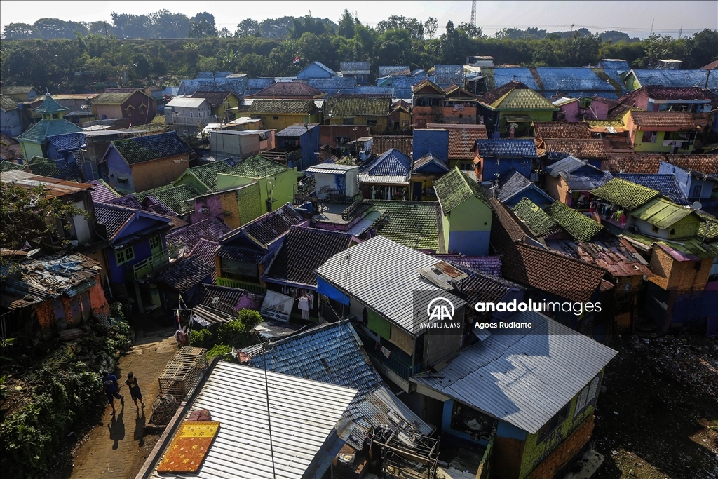 Endonezya'nın Malang kentindeki rengarenk evler