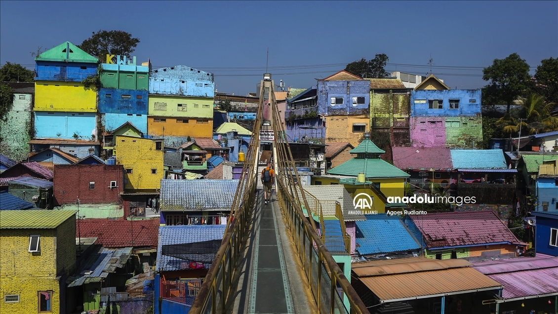 Endonezya'nın Malang kentindeki rengarenk evler