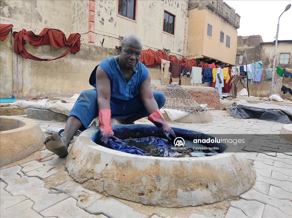 Fabrics colored with traditional methods in Nigeria