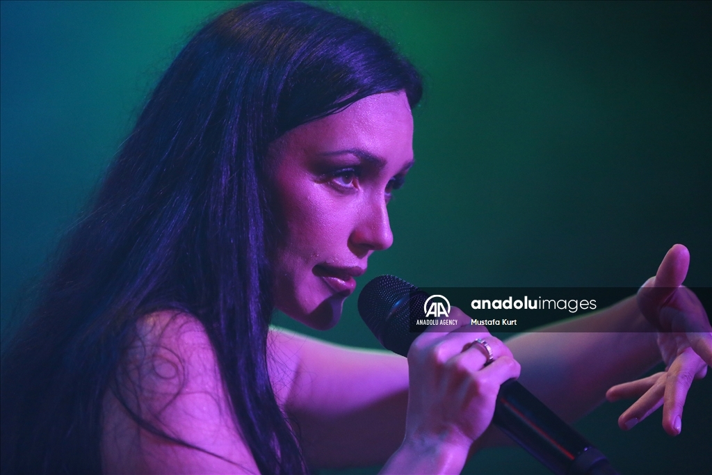 Famous Russian singer Seryabkina in Antalya