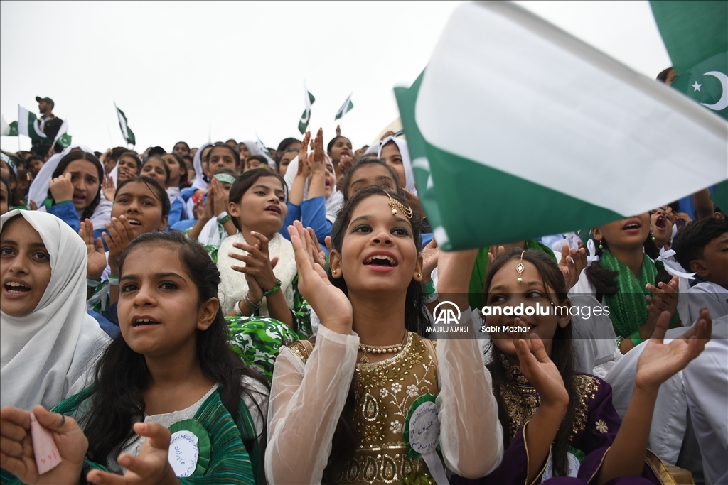 Pakistan bağımsızlığının 76'inci yılını kutluyor