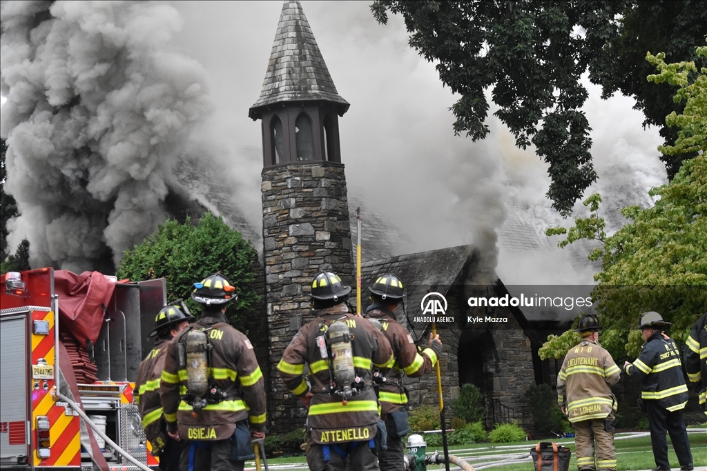 Fire breaks out at church in Montclair, New Jersey