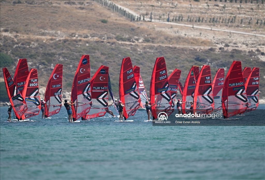 Türkiye Windsurf Şampiyonası, Alaçatı'da başladı