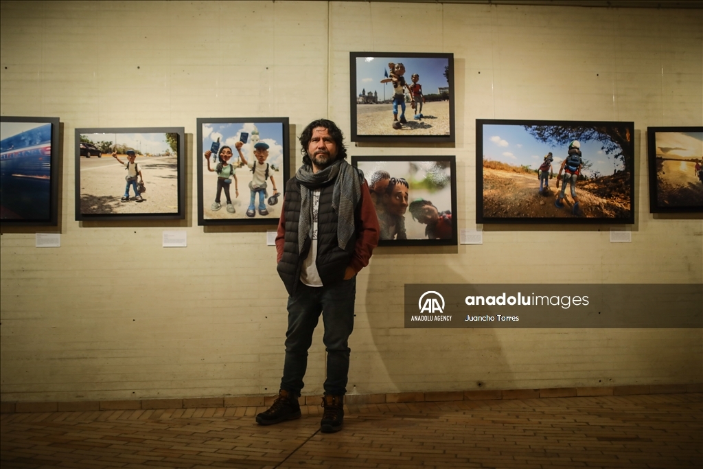 'Refugees and Migrants in America' exhibition in Colombia