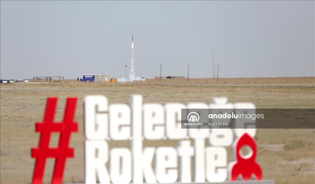 TEKNOFEST kapsamında düzenlenen "Roket Yarışması" devam ediyor