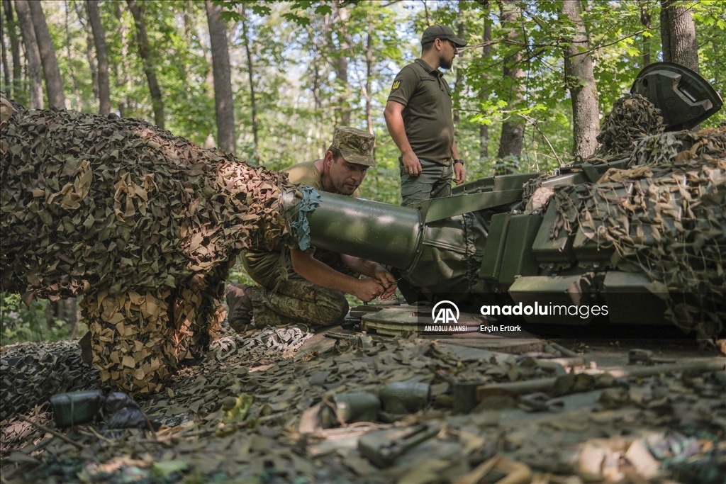 Ukrayna ordusu Harkiv bölgesinde tank birlikleri ile çatışmalara devam ediyor