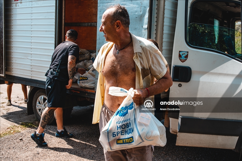 Ukrayna'nın Donetsk bölgesindeki sivillere insanı yardım dağıtıldı