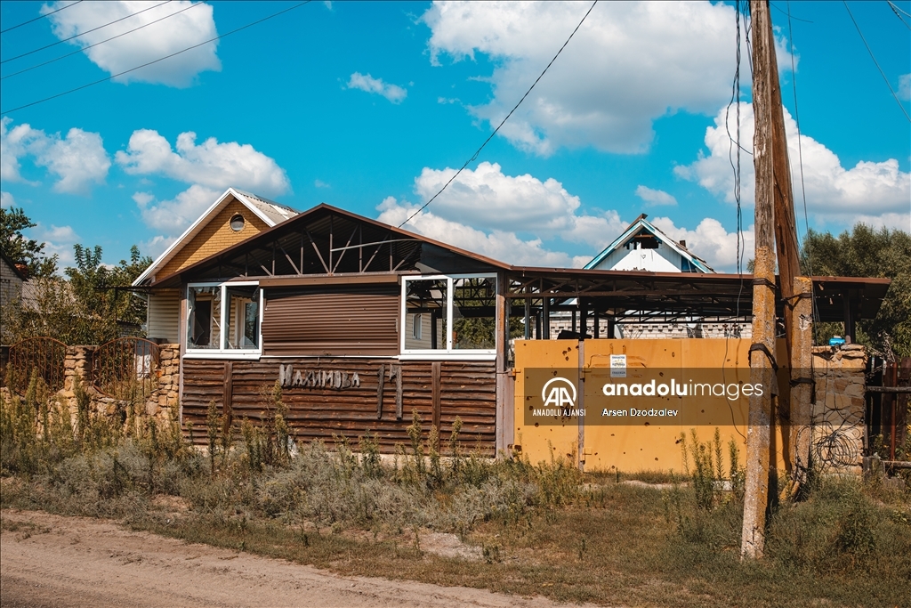 Ukrayna'nın Donetsk bölgesindeki sivillere insanı yardım dağıtıldı