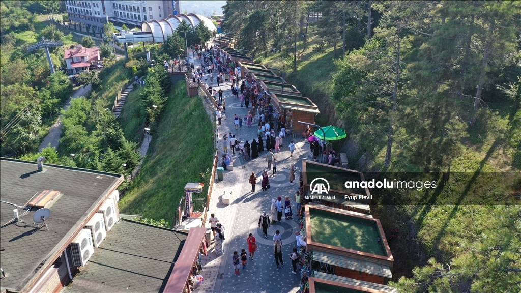Turistler Boztepe'den manzara izlemeden Ordu'dan ayrılmıyor