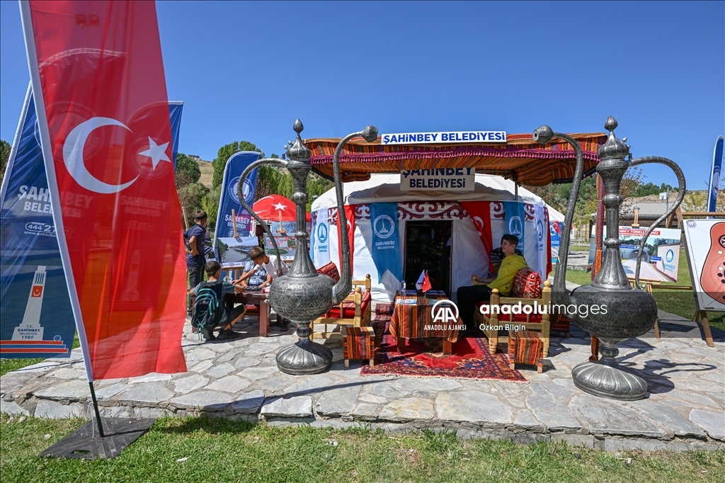 Ahlat'ta Malazgirt Zaferi'nin 952. yıl dönümü etkinlikleri başladı