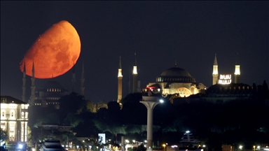 Half-moon in Istanbul