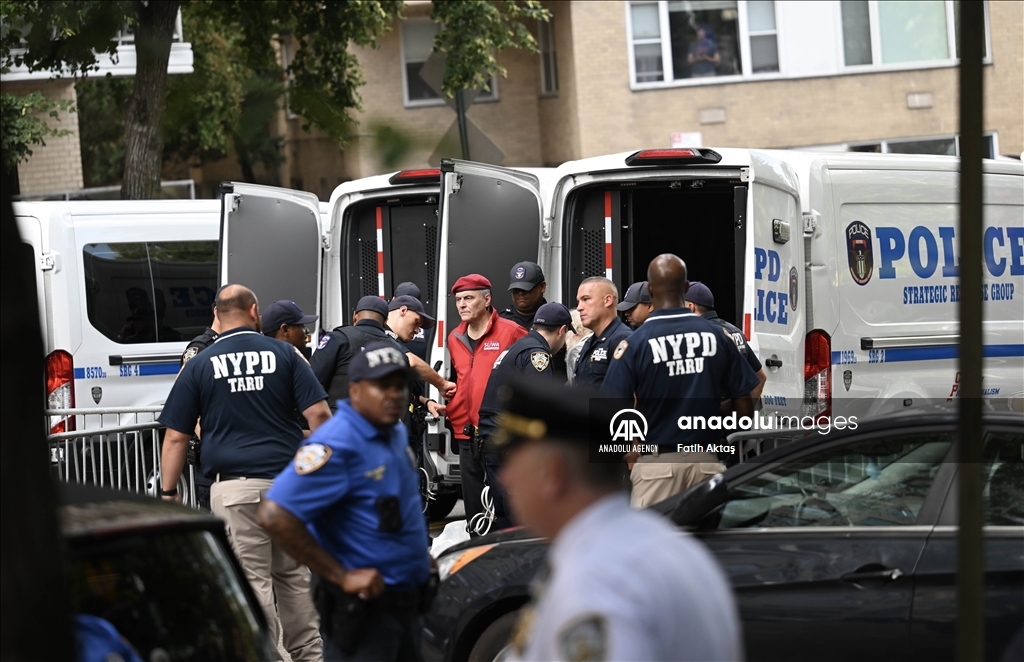 Former mayoral candidate Curtis Sliwa arrested at anti-immigration protest in New York