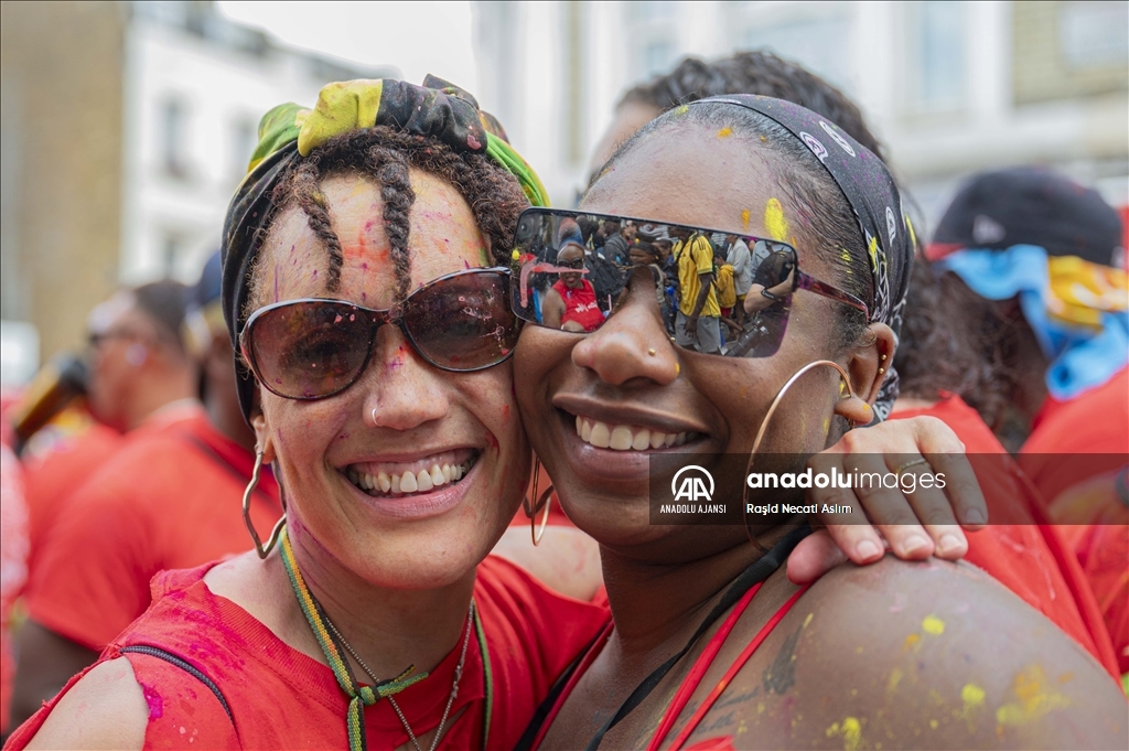 İngiltere'de "Notting Hill Karnavalı" düzenlendi