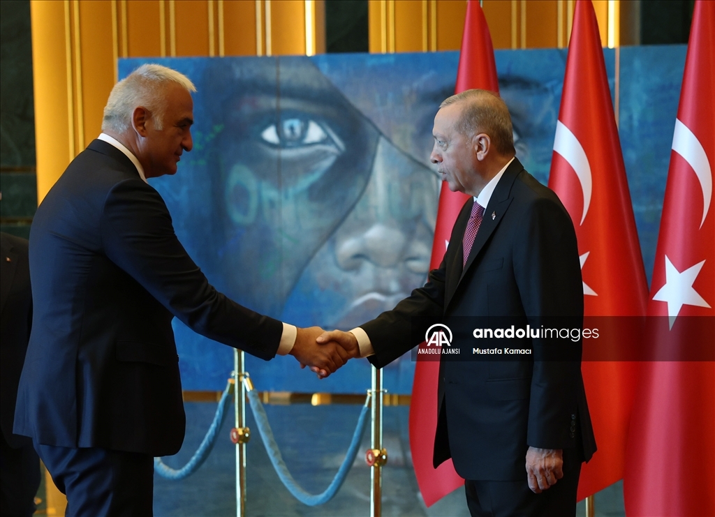 Cumhurbaşkanı Erdoğan, Büyük Zafer'in 101'inci yılı dolayısıyla tebrikleri kabul etti