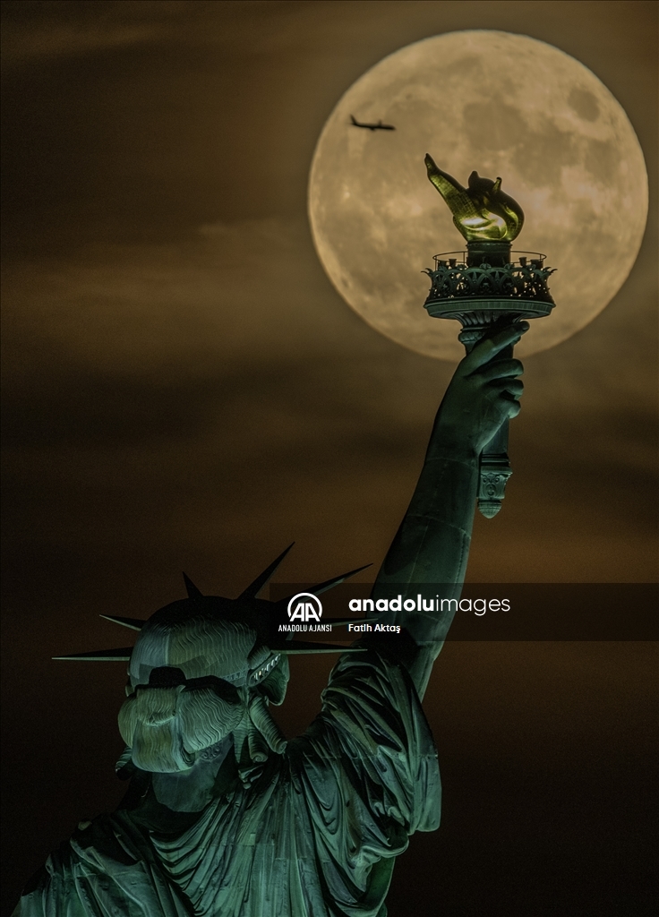 New York'ta "Süper Ay"