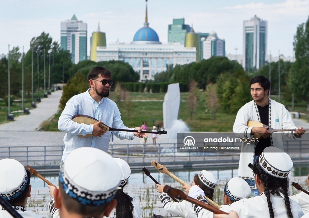 Kazakh singer and music teacher Ibragim Eskendir gives dombra lessons in Astana