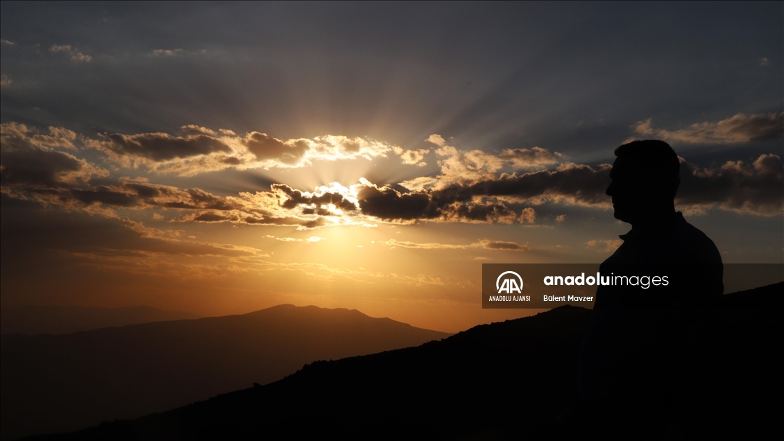 Ağrı Dağı'nda gün batımı