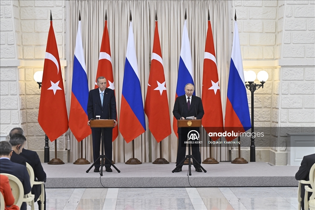 أردوغان: يجب مواصلة العمل باتفاقية الحبوب ومعالجة ما يشوبها