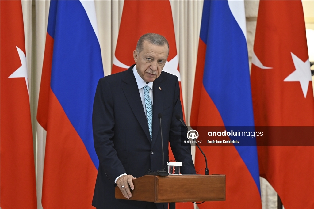 أردوغان: يجب مواصلة العمل باتفاقية الحبوب ومعالجة ما يشوبها