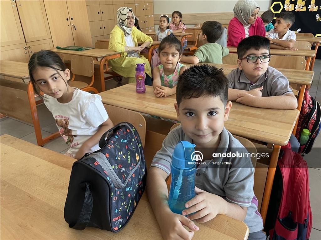 Depremden etkilenen Malatya'daki okullarda uyum eğitimi başladı