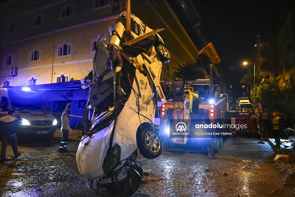 Türkiye: des inondations soudaines frappent la ville d'Istanbul