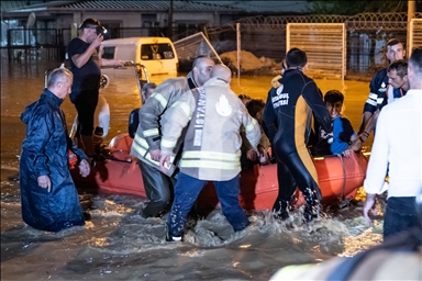 Türkiye: des inondations soudaines frappent la ville d'Istanbul