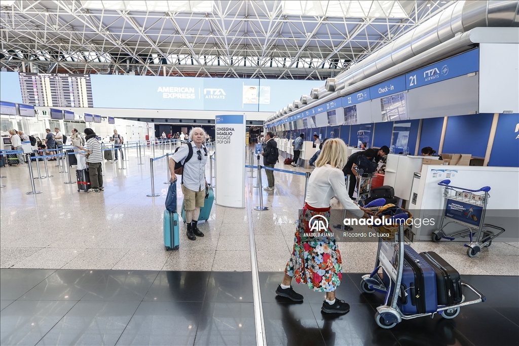 İtalya'da havacılık sektöründe çalışanlar greve gitti