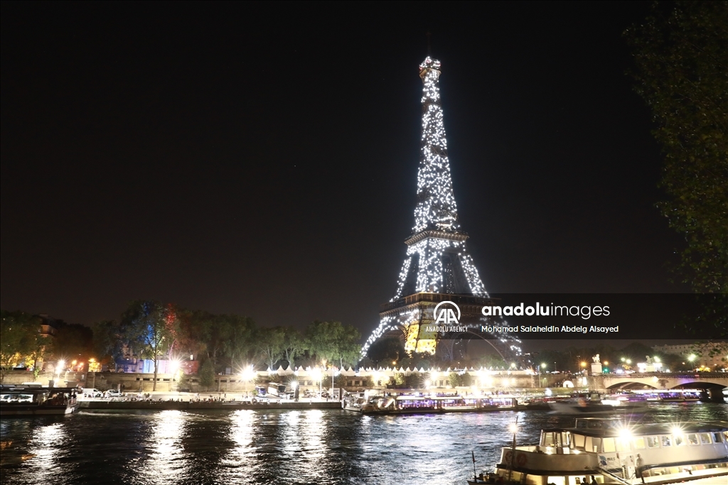 Séisme au Maroc: À Paris, la Tour Eiffel sera éteinte en hommage aux victimes ce samedi soir