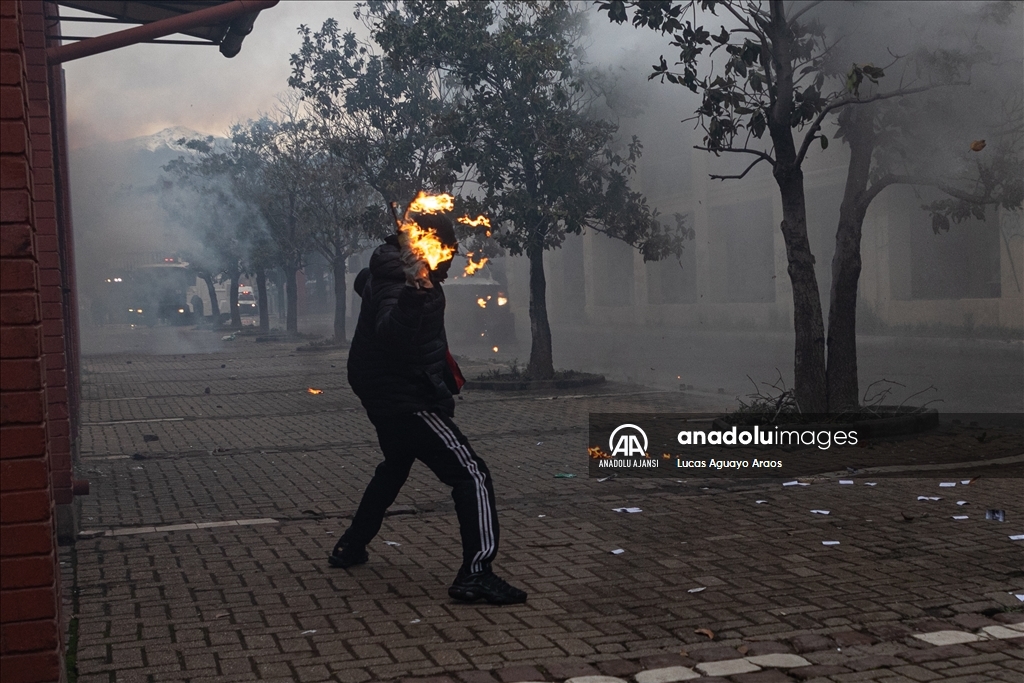 Şili'de Pinochet karşıtı vatandaşlar askeri darbenin 50.yılında protesto gösterisi düzenledi