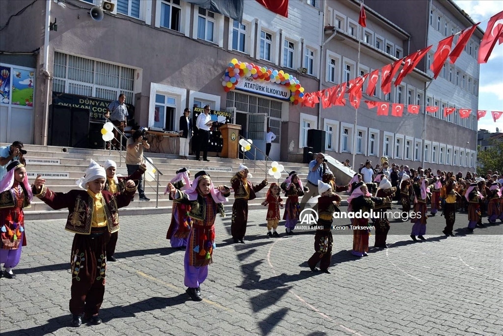 Sinop'ta yeni eğitim öğretim yılı başladı