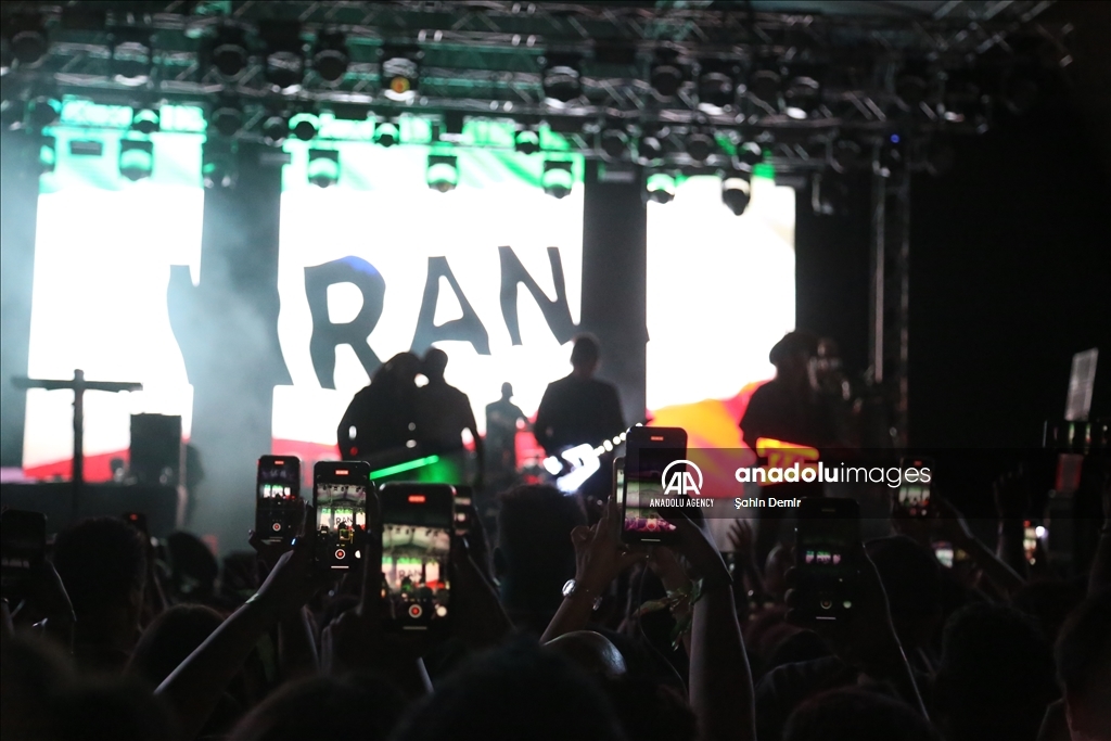 .اجرای آرش و سفو خواننده رپ ترک در فستیوال رنگ استانبول