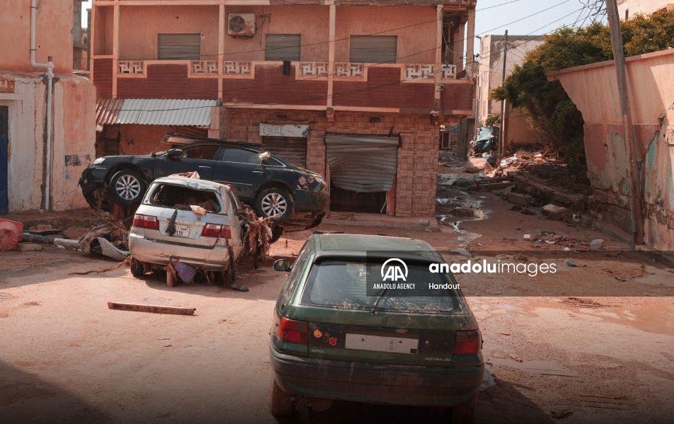 مسؤولون ليبيون: أكثر من ألفي قتيل جراء إعصار "دانيال" في درنة