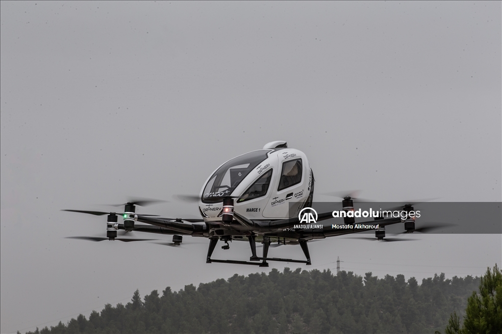 İsrail'de trafik sıkışıklığına çözüm getirmek amacıyla geliştirilen taksi dron test edildi