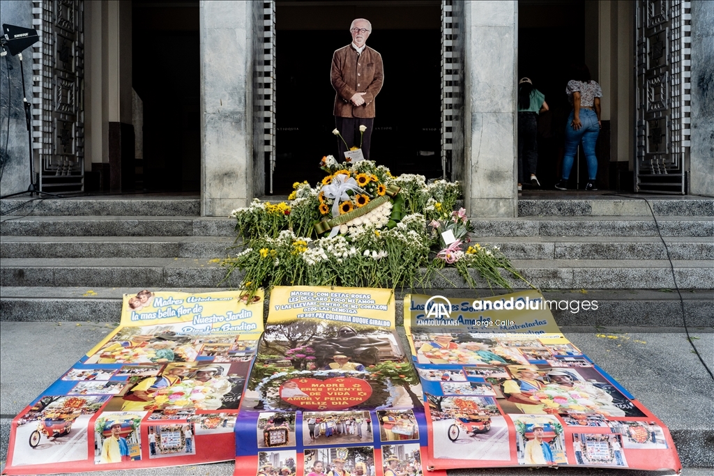 Ünlü Kolombiyalı sanatçı Fernando Botero hayatını kaybetti