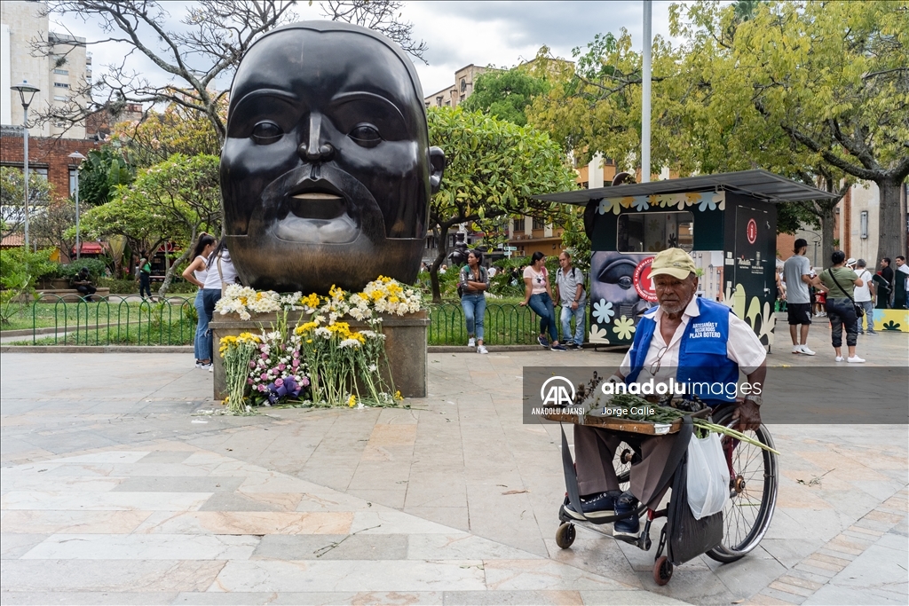 Ünlü Kolombiyalı sanatçı Fernando Botero hayatını kaybetti