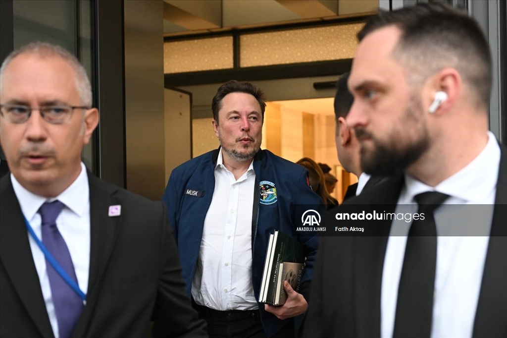 Tesla ve SpaceX'in Üst Yöneticisi (CEO) Elon Musk