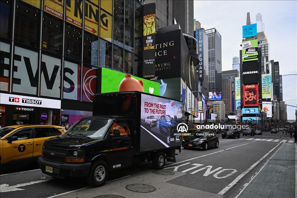 LED screen trucks promote 'Century of Turkiye' vision in New York City ahead of UN General Assembly