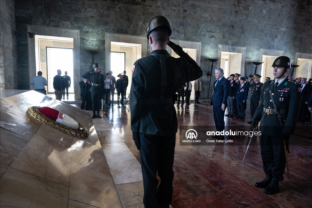 Türkiye Muharip Gaziler Derneği'nden "Gaziler Günü"nde Anıtkabir'e ziyaret
