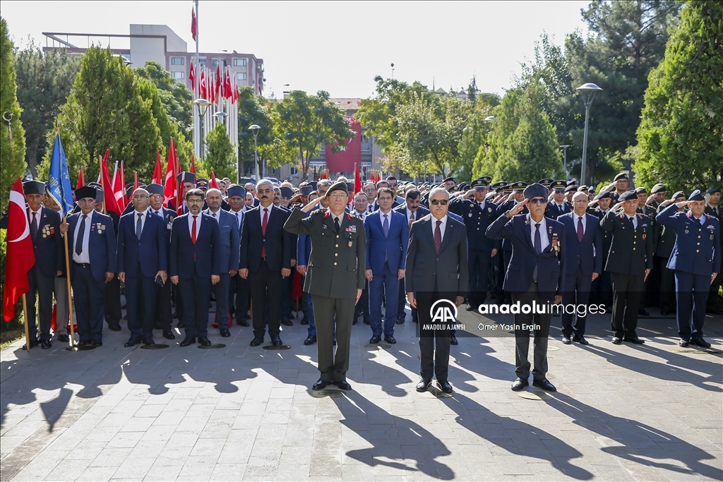 Doğu'da 19 Eylül Gaziler Günü törenlerle kutlandı