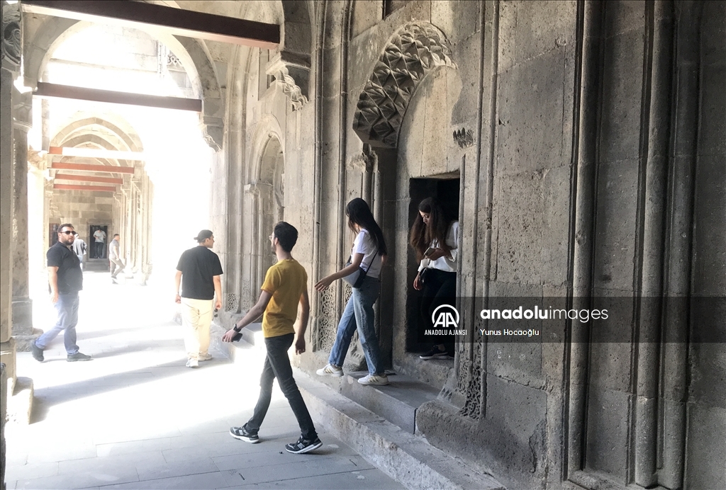 "2025 EİT Turizm Başkenti" seçilen Erzurum yazın da turistleri ağırladı
