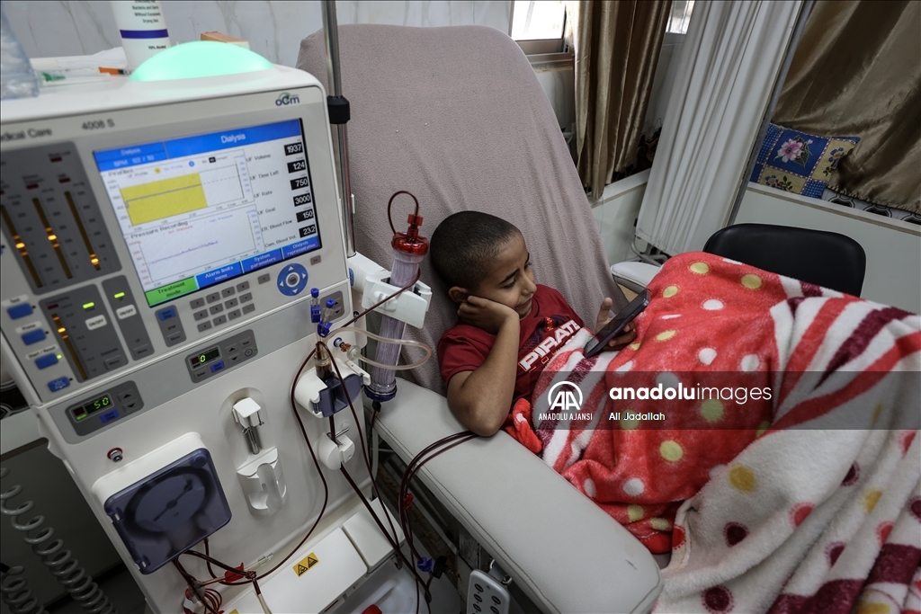 Gazze'deki kriz böbrek hastası çocukları tehdit ediyor