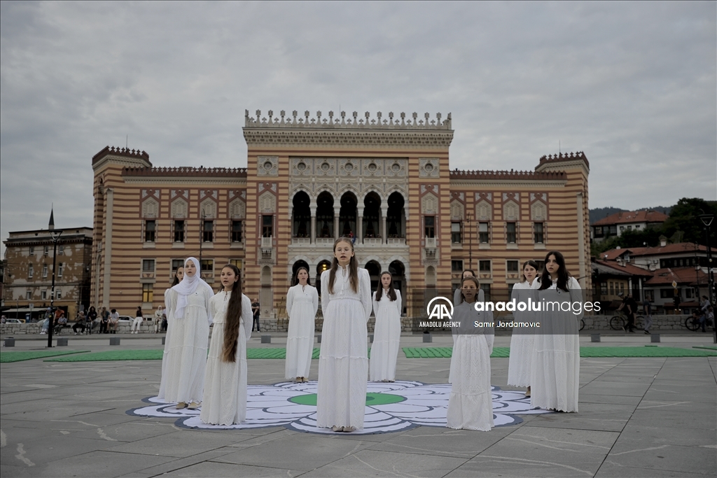 В Сараево прошло мероприятие по случаю 28-й годовщины геноцида в Сребренице