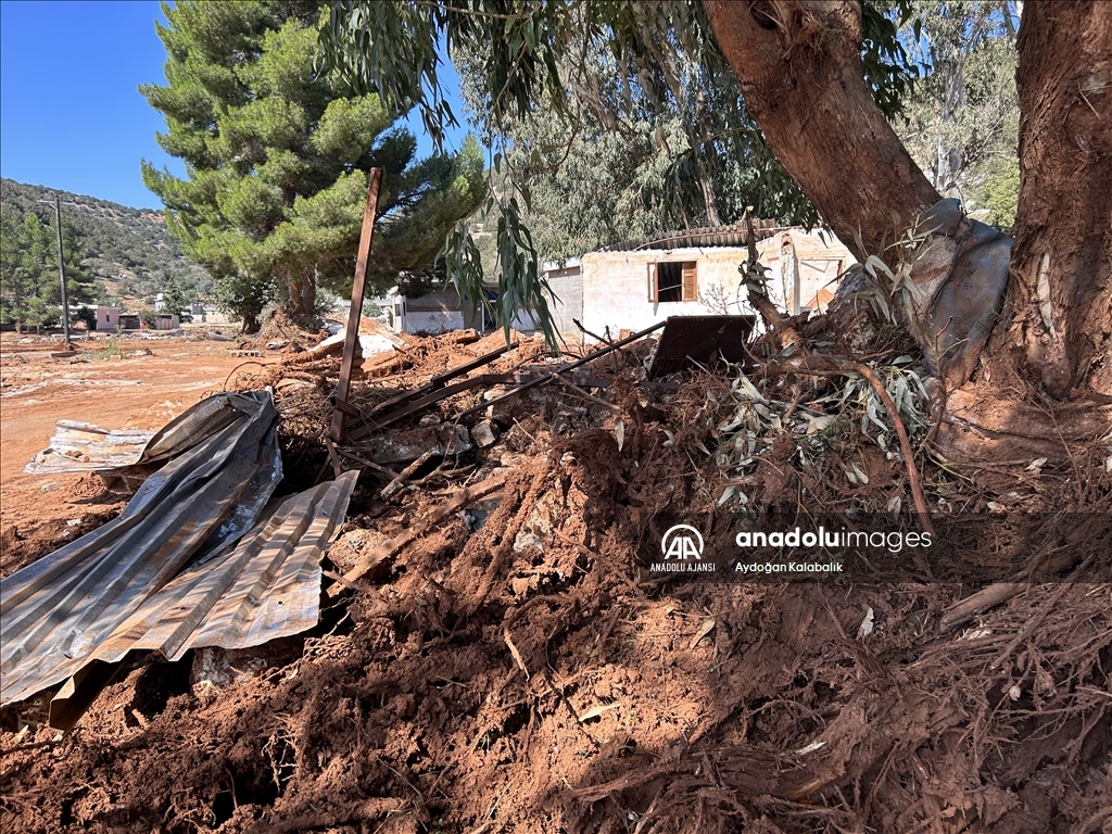 AA ekibi, Libya'da selin vurduğu kentlerde felaketin etkilerini görüntüledi