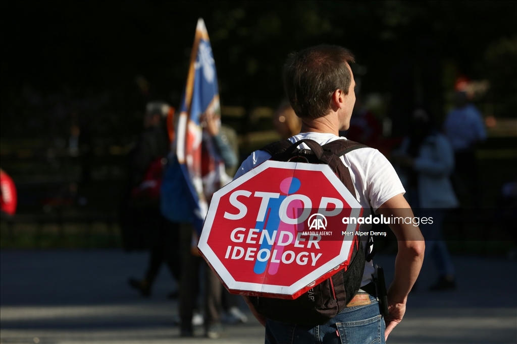 В Торонто прошла акция «Марш миллиона детей»