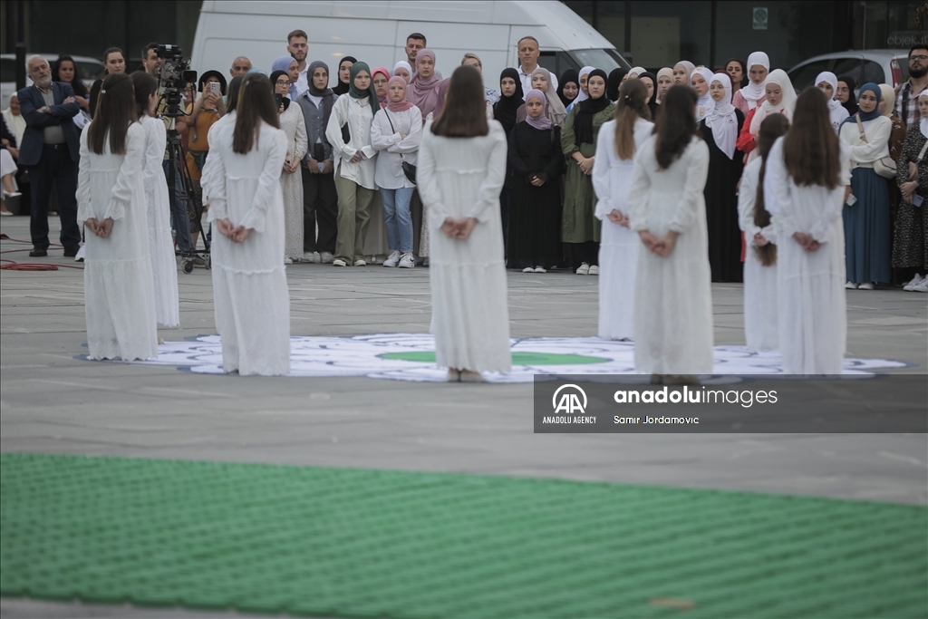 В Сараево прошло мероприятие по случаю 28-й годовщины геноцида в Сребренице