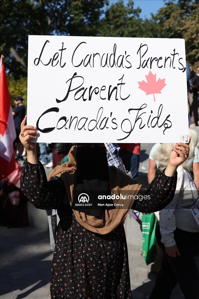 В Торонто прошла акция «Марш миллиона детей»